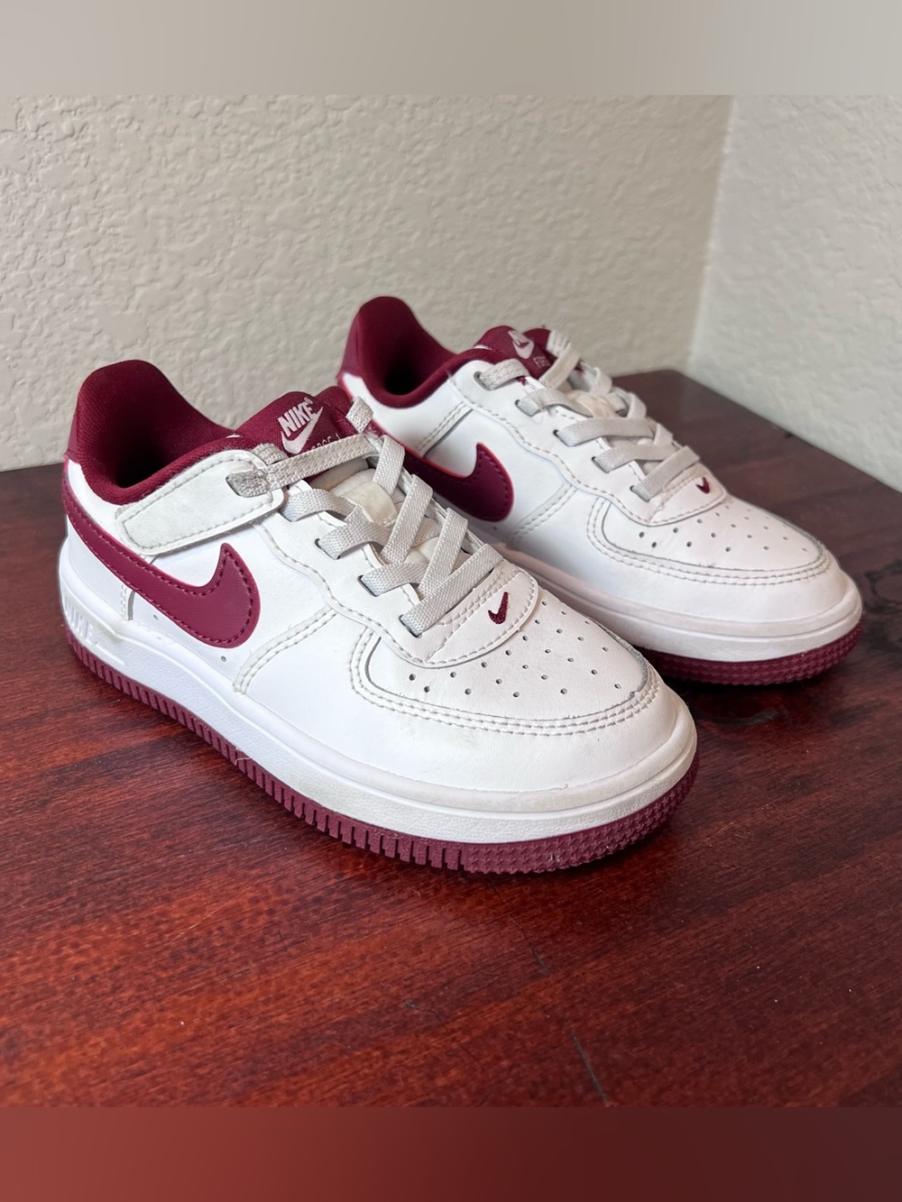 Nike Air Force 1 Low-Top Sneakers White & Maroon
